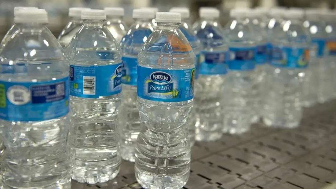 how-long-can-you-store-bottled-water-myths-about-water-storage